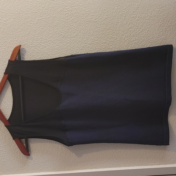 cache sleeveless blouse - Picture 2 of 5